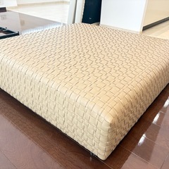 FLEXFORM BANGKOK 高級家具　バンコク　オットマン　フレックフォルム　の画像