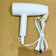 SALONIA ヘアドライヤー  ホワイト　SL-013WHの画像