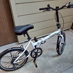 【数回のみ使用】折りたたみ自転車　アルミの画像