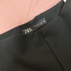 ZARAのショートパンツの画像