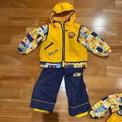 【双子】Disney プーさん　スキーウェア　100 2着セットの画像
