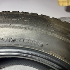 215/60R16 VRX2 バリ山　4本　タイヤのみの画像