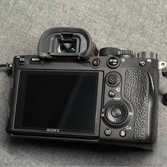 Sony A7R IV｜シャッター数9845｜ほぼ新品｜付属品完備の画像