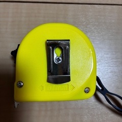 ダイソー　メジャー　5mの画像