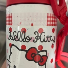 ハローキティ水筒♡の画像