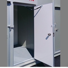 【12/30単日　日払】屋外倉庫の整理　清掃作業　の画像