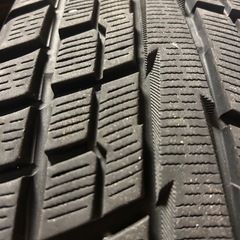 2021年　215/60R17 バリ溝YOKOHAMAアイスガードの画像