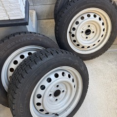スタッドレスタイヤ  175-60/14 4本 まだまだ使えますの画像