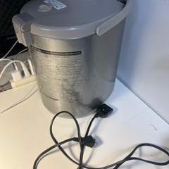 給湯器　電気ポットの画像