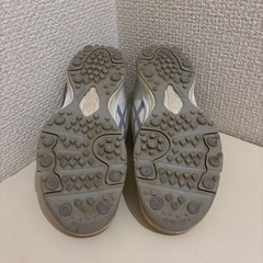 asics サッカーシューズ 18cm JUNIOLEの画像
