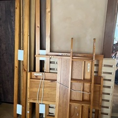 ニトリ　木製 二段ベッド はしご付きの画像