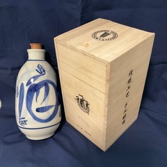 紹興酒が入っていた陶器の入れ物の画像