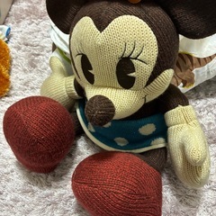 ミニーちゃん　ぬいぐるみ　大きめの画像