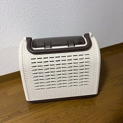【美品】猫キャリーケース🧳　ホワイトブラウンの画像