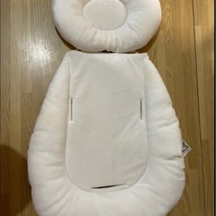 コンビ電動ハイローチェアの画像