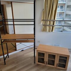 3つの収納付きキッチン棚 高さ：183 横幅：94 奥行き：40の画像