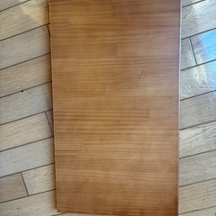 オークル系の板の画像