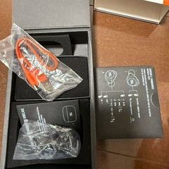 JBL ワイヤレスイヤホン LIVE 300TWS（中古)の画像