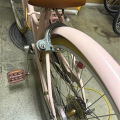 子供用自転車　24インチ　ピンク　６変速の画像