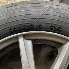 値下げ可能　205/60/R16 PCD114.3 ノーマルタイヤの画像