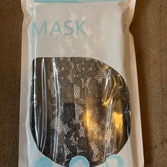 未開封【黒星柄マスク】の画像
