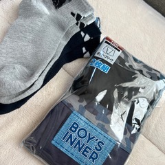 150 パンツ新品　23-25ソックス新品の画像