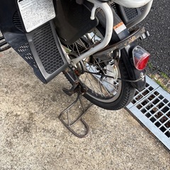 【ジャンク】子乗せ　電動自転車の画像