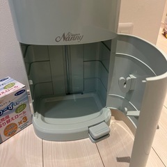 オムツゴミ箱の画像