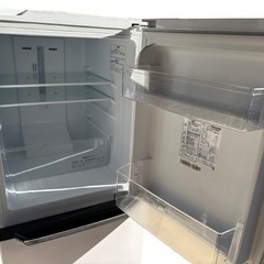 ハイセンス2ドア冷凍冷蔵庫　HR-D1302　 130L   19年製の画像
