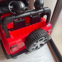 子どもおもちゃJeepの画像