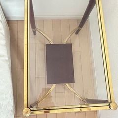 イタリアガラスサイドテーブルの画像