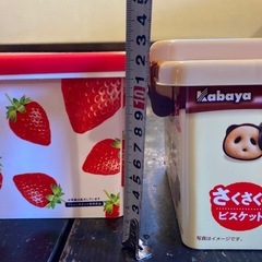 空箱２個　プラスチックの画像