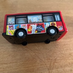 アンパンマンバス　おもちゃの画像