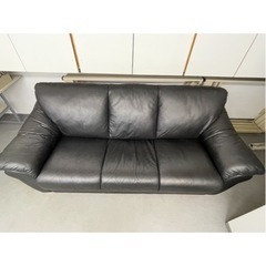 ソファー0円の画像