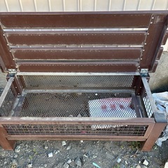 ベンチけん物入れの画像