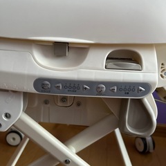 電動ベビーチェアの画像