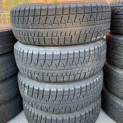 冬用タイヤ（205/60R　16）の画像