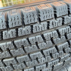 冬用タイヤ（155/70R　13）の画像