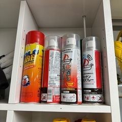 ストーブ、灯油缶
の画像