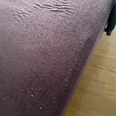 シングル折りたたみベッドとマットレスの画像