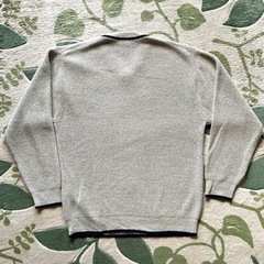 メンズ Vネックセーター Ｌサイズの画像