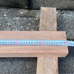 【アウトレット・現地お渡しのみ】   節ナシ・欠けナシ・割れナシ アピトン横根太 1本物の画像