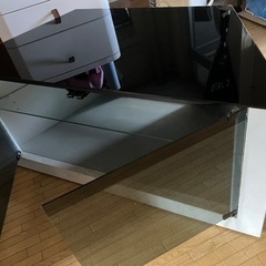 ガラストップのTV台お譲りします！の画像