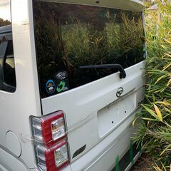 ダイハツ　ウエイク　白　27年式　売ります　の画像