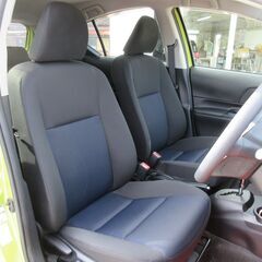 トヨタ　アクア　Ｓ★1年保証★ロードサービス付　中期モデル　ＳＤナビ　地デジ　ＥＴＣ　キーレス　車両接近警報装置　オートエアコン　ドアバイザーの画像