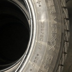 【】225/60R17 4本 スタッドレスの画像
