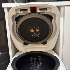 炊飯器の画像
