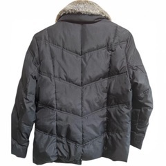 FEEI NATURALファー付きダウンジャケットの画像