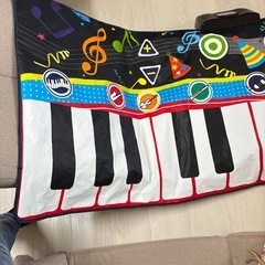 GIGANTIC キーボードプレイマットの画像