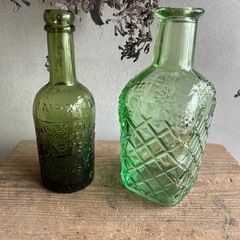 アンティーク瓶セットの画像